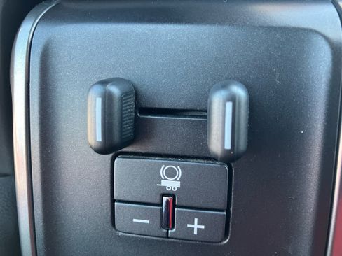 Used 2015 Chevrolet Silverado 1500 LT w/ LT Convenience Package image 13