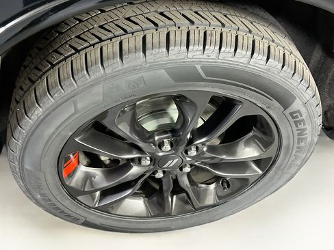 Used 2022 Dodge Durango GT image 31