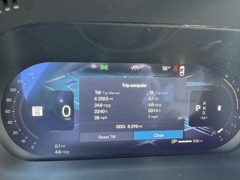 Used 2026 Volvo XC60 B5 Plus w/ Protection Package Premier image 11