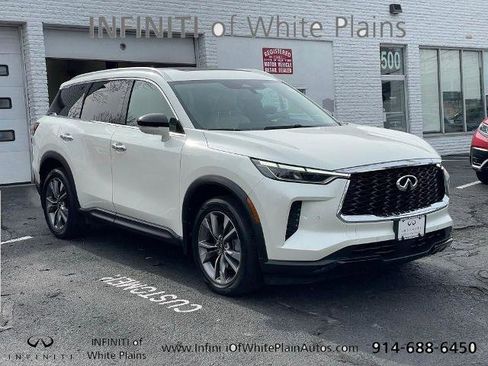 Certified 2023 INFINITI QX60 Luxe w/ Performance Audio Package AWD/4WD image 3