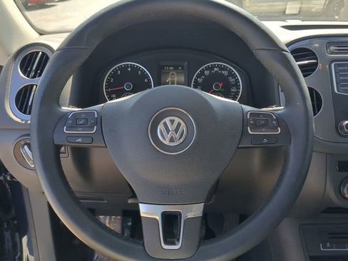Used 2016 Volkswagen Tiguan SE FWD image 28