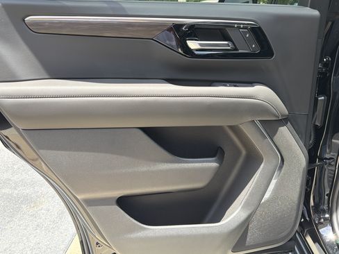 New 2026 Chevrolet Tahoe LS w/ Max Trailering Package AWD/4WD image 23