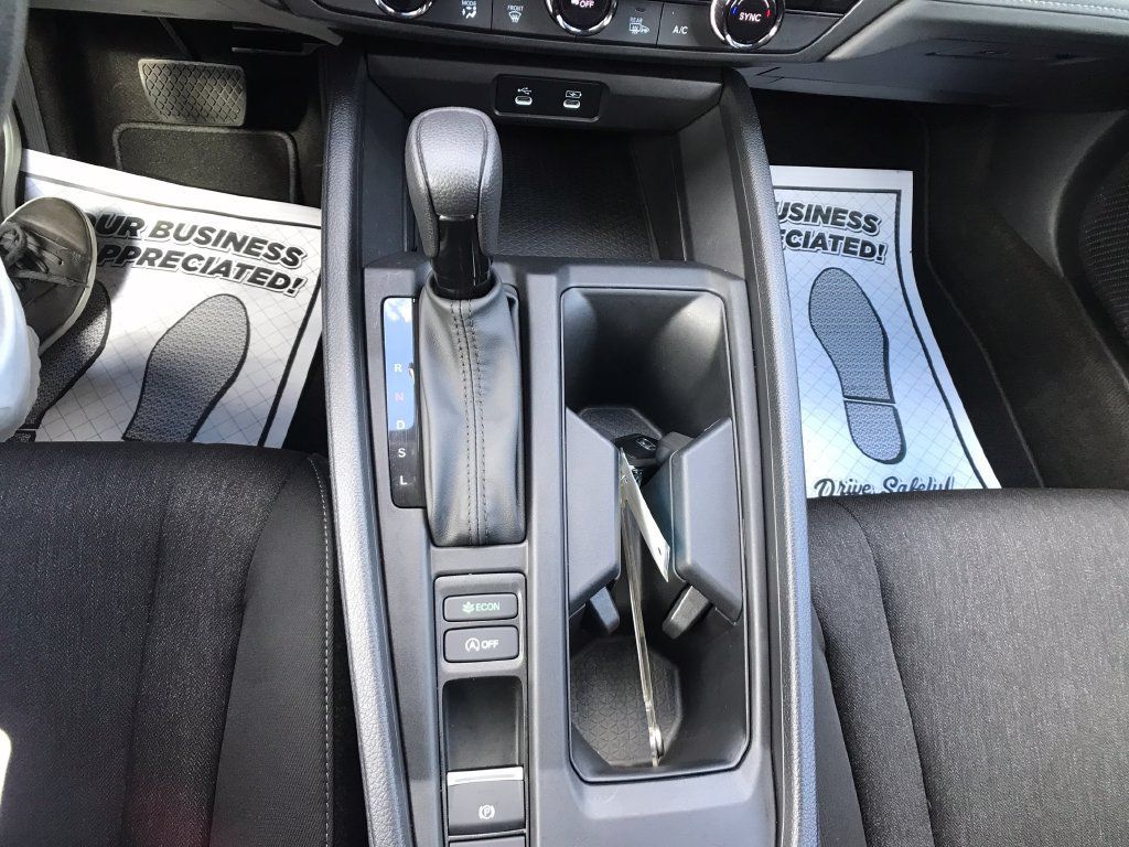 Certified 2025 Honda Accord SE image 21