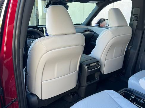 New 2026 Lexus TX 350 AWD image 32