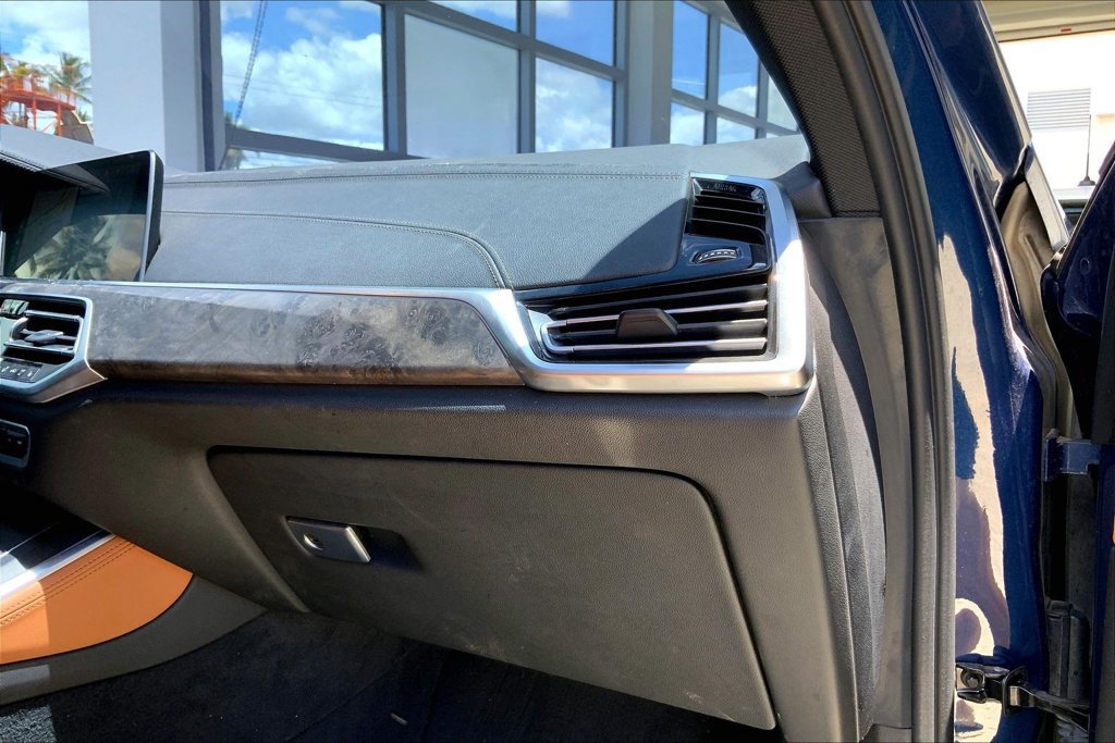 Used 2023 BMW X5 sDrive40i w/ Parking Assistance Package RWD image 13