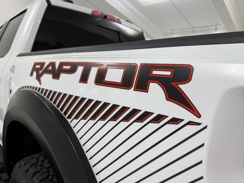 Used 2025 Ford F150 Raptor AWD/4WD image 11