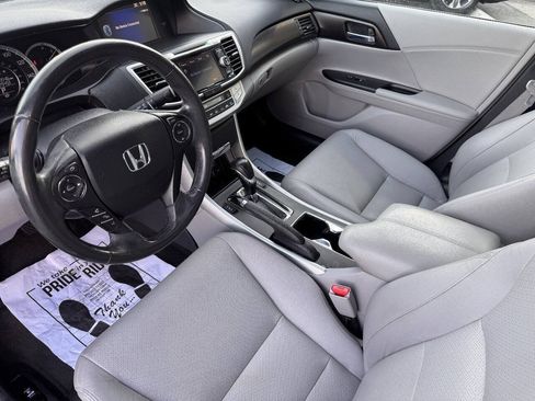 Used 2015 Honda Accord EX-L image 25