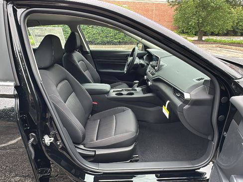 New 2025 Nissan Altima 2.5 S image 11