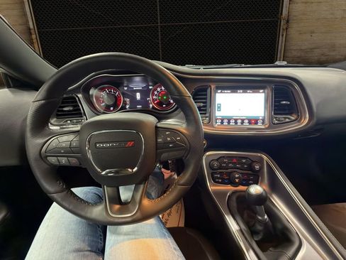 Used 2018 Dodge Challenger R/T Plus image 18