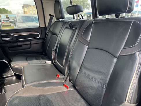 Used 2024 RAM 2500 Laramie image 12