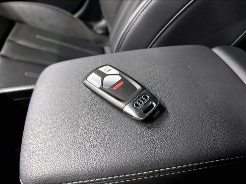 Used 2023 Audi A4 2.0T Premium AWD/4WD image 12