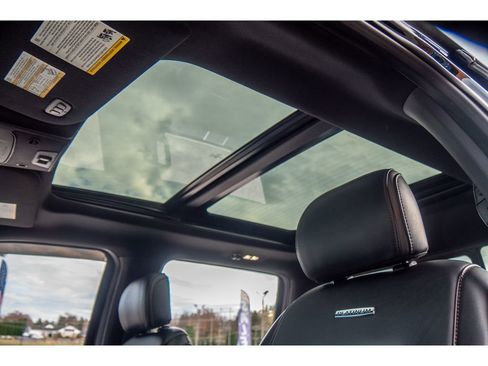 Used 2020 Ford F150 Platinum w/ Equipment Group 701A Luxury image 11