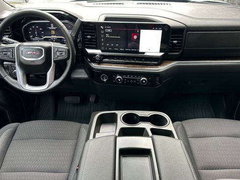 Certified 2024 GMC Sierra 1500 Elevation w/ LPO, Elevation Black Package image 16