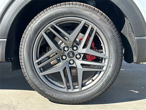 New 2026 Ford Explorer ST image 40