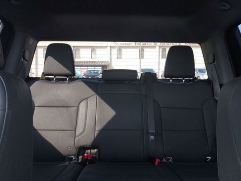 Used 2025 Chevrolet Silverado 2500 W/T AWD/4WD image 13