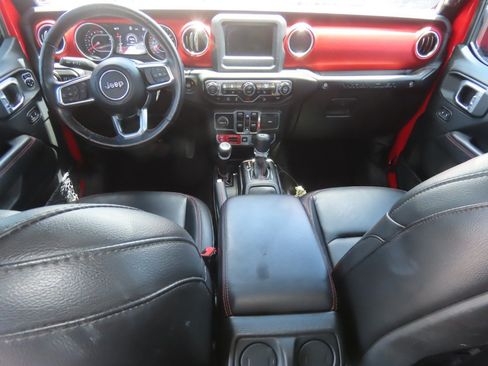 Used 2019 Jeep Wrangler Unlimited Rubicon w/ Cold Weather Group AWD/4WD image 23
