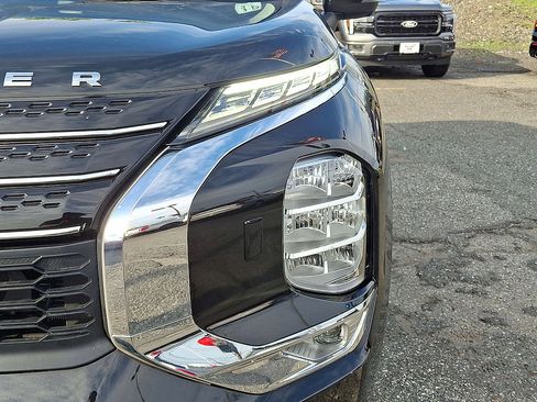 Used 2024 Mitsubishi Outlander SEL AWD/4WD image 34