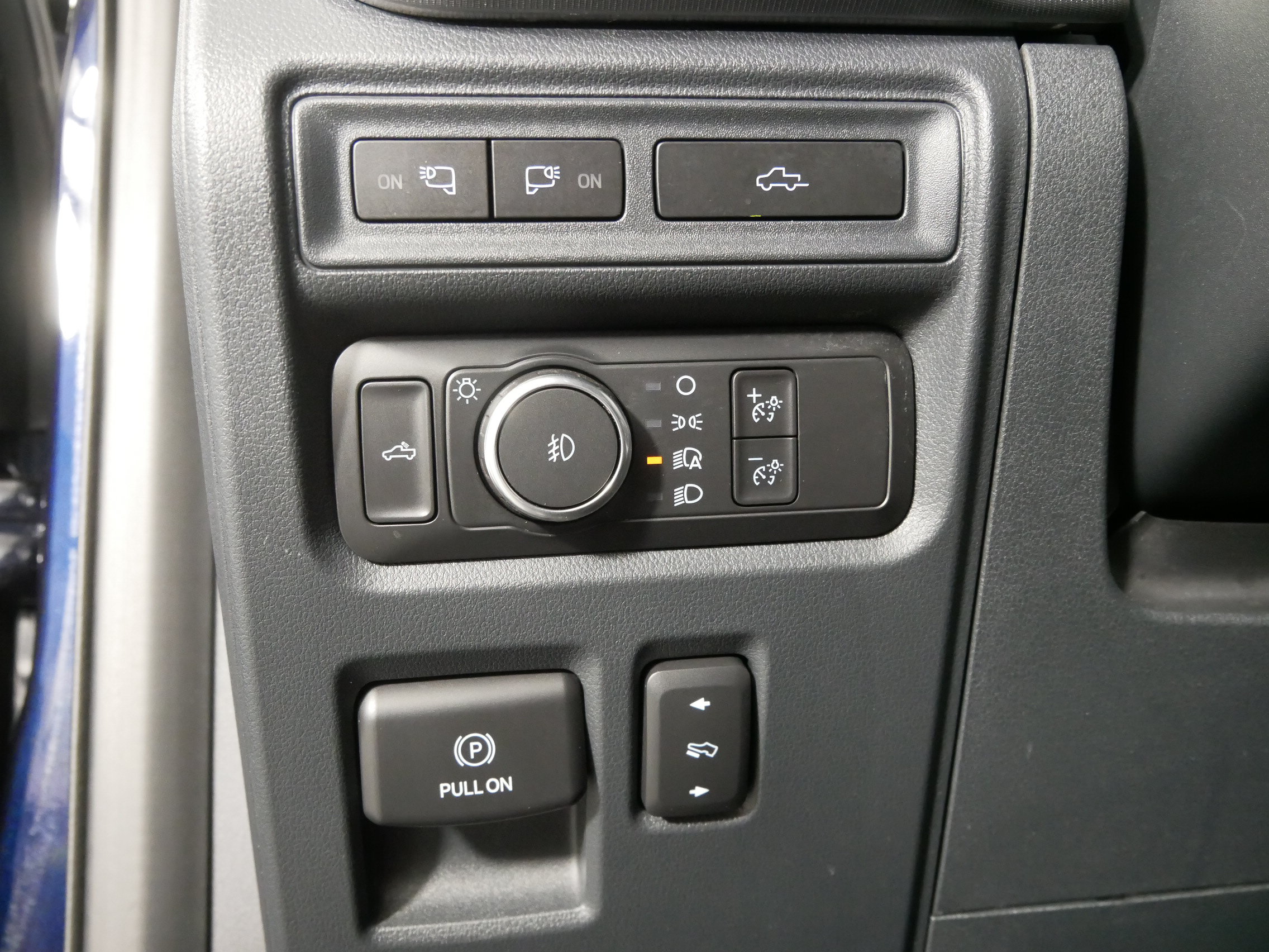 Used 2022 Ford F150 Platinum w/ Equipment Group 701A High AWD/4WD image 26