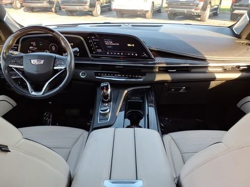 Used 2021 Cadillac Escalade Sport w/ Driver Assist Tech Package AWD/4WD image 21