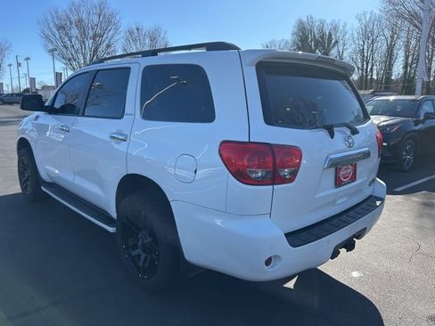 Used 2015 Toyota Sequoia Limited image 8