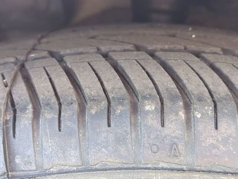 Used 2023 Nissan Versa SV image 16