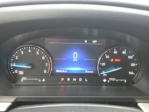 Used 2022 Ford Explorer XLT w/ Equipment Group 202A image 44