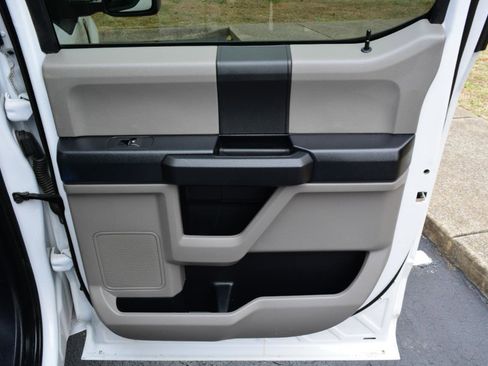 Used 2019 Ford F250 XL w/ Power Equipment Group image 13