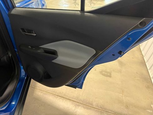Used 2023 Nissan Kicks SR w/ SR Premium Package FWD image 26