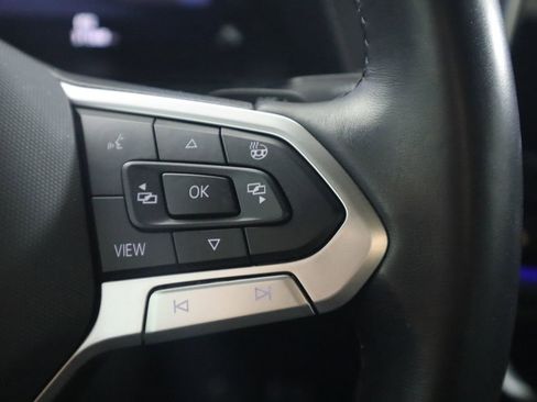 Used 2024 Volkswagen Atlas Cross Sport SEL R-Line image 12