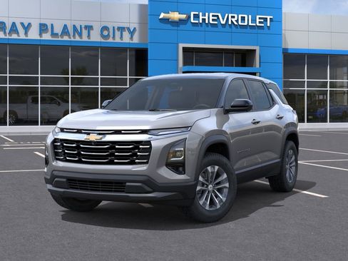 New 2026 Chevrolet Equinox LT FWD image 6