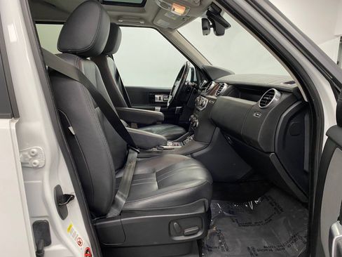 Used 2016 Land Rover LR4 HSE AWD/4WD image 29