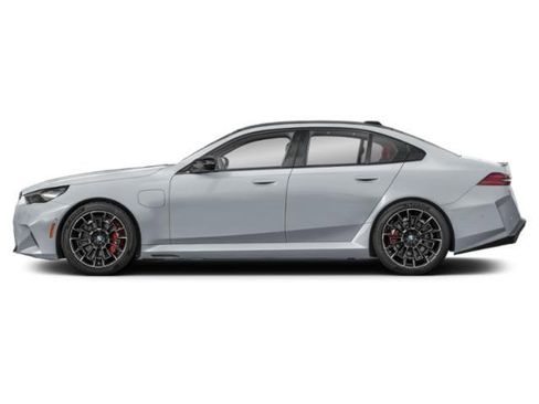 Used 2026 BMW M5 w/ Carbon Package AWD/4WD image 6