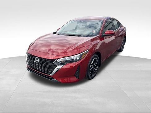 Used 2024 Nissan Sentra SV image 2