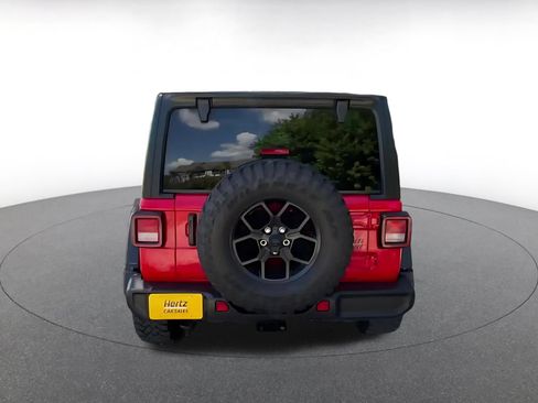 Used 2025 Jeep Wrangler Unlimited Sport AWD/4WD image 12