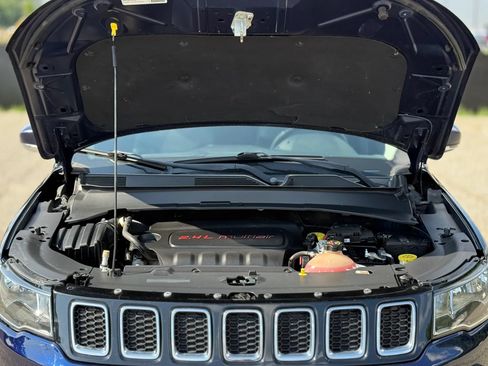 Used 2018 Jeep Compass Limited AWD/4WD image 28