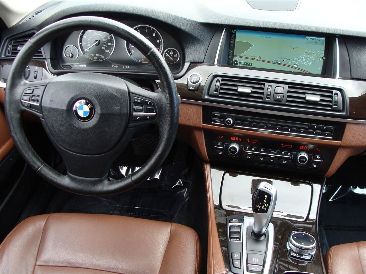 Used 2014 BMW 535i xDrive Sedan AWD/4WD image 9