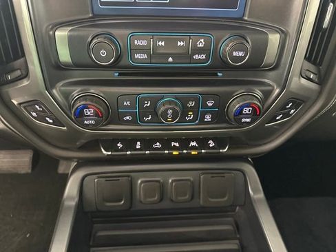 Used 2018 Chevrolet Silverado 1500 LTZ Z71 w/ Centennial Edition image 23