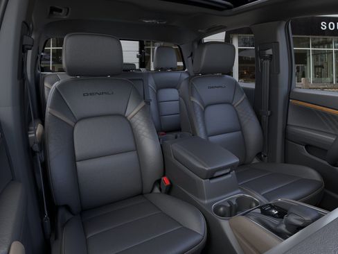 New 2026 GMC Canyon Denali image 16