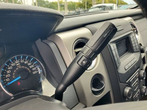 Used 2013 Ford F150 XLT w/ XLT Chrome Pkg image 17