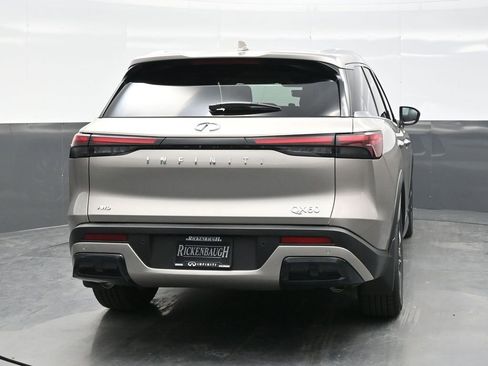 Used 2025 INFINITI QX60 Luxe w/ Vision Package image 6