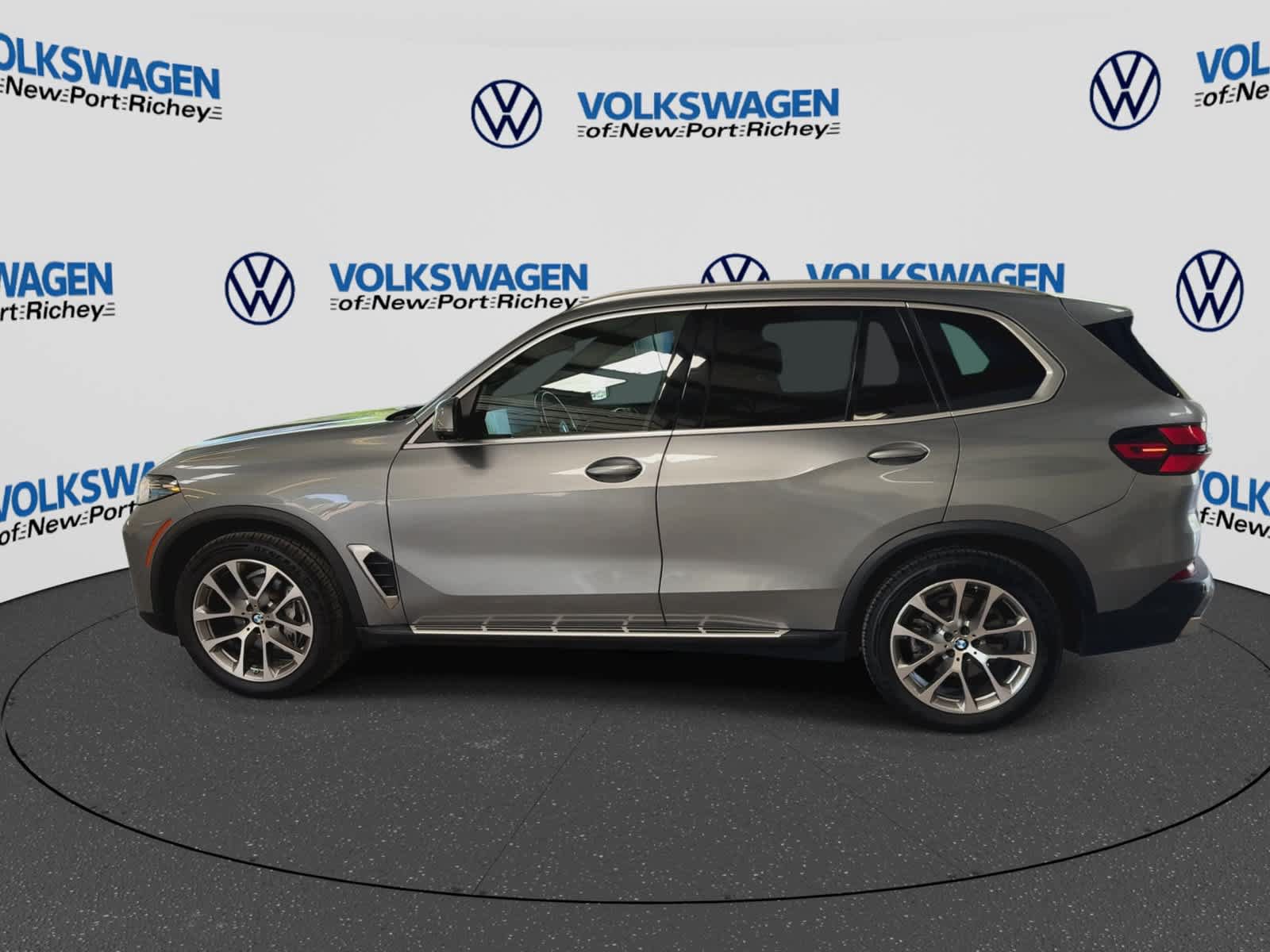 Used 2024 BMW X5 xDrive40i AWD/4WD image 5