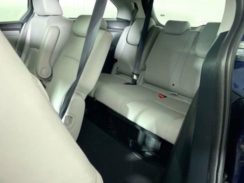 Certified 2024 Honda Odyssey EX-L image 23