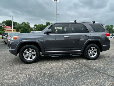 Used 2013 Toyota 4Runner SR5 w/ Convenience Pkg AWD/4WD image 16