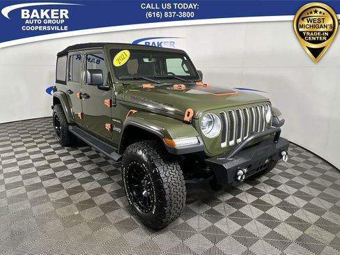 Used 2021 Jeep Wrangler Unlimited Sahara w/ Uconnect 4C Nav & Sound Group image 2