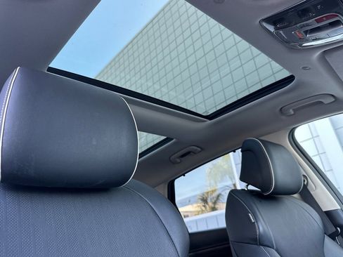 Used 2023 Genesis GV80 2.5T w/ Prestige 20" Package image 21