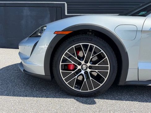 Certified 2022 Porsche Taycan 4S AWD/4WD image 14