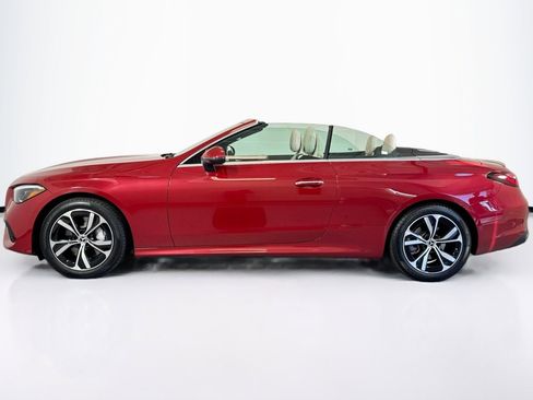 Used 2024 Mercedes-Benz CLE 300 4MATIC Cabriolet image 8
