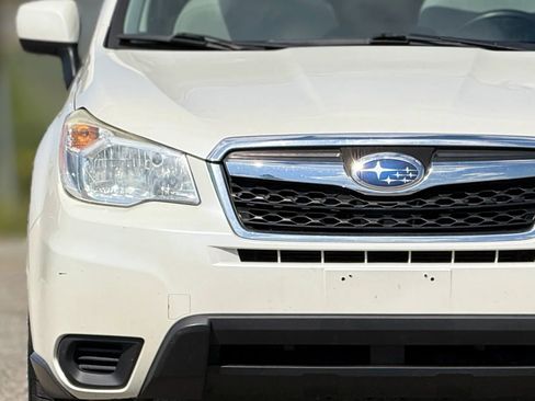 Used 2015 Subaru Forester 2.5i Premium w/ All-Weather Package AWD/4WD image 11