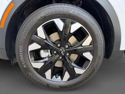 Used 2024 Kia Sportage X-Line w/ X-Line Premium Package image 10