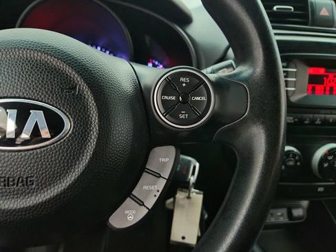 Used 2015 Kia Soul + FWD image 15